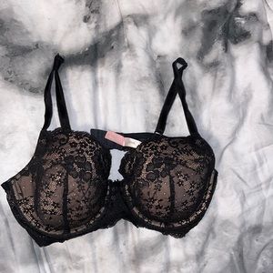 Victoria’s Secret bra